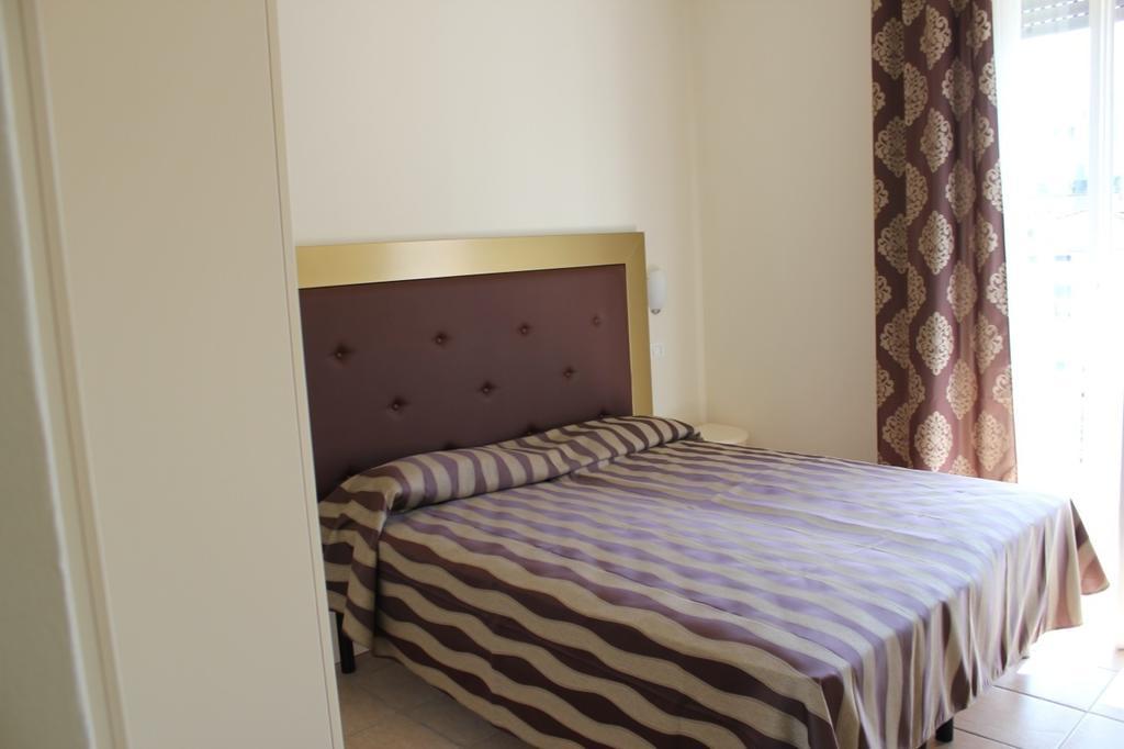 רימיני Hotel Marina חדר תמונה